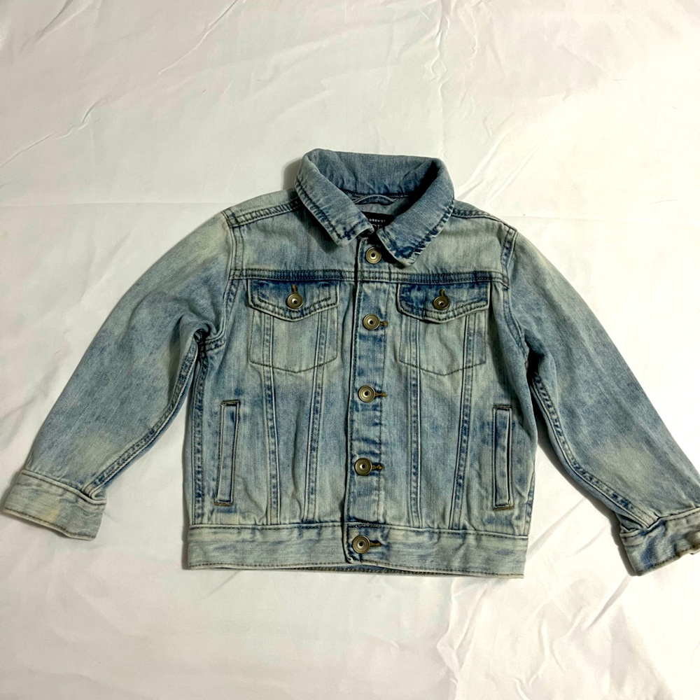 Children’s Place Denim Jacket Size 3T